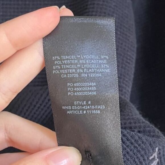 Tna Aritzia Wafflex Stopover Long Sleeve in Black Size SMALL - Picture 6 of 6